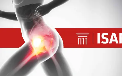 Silueta de corredor con zona de dolor en la cadera, indicando posible dolor al correr. Logo ISAF.
